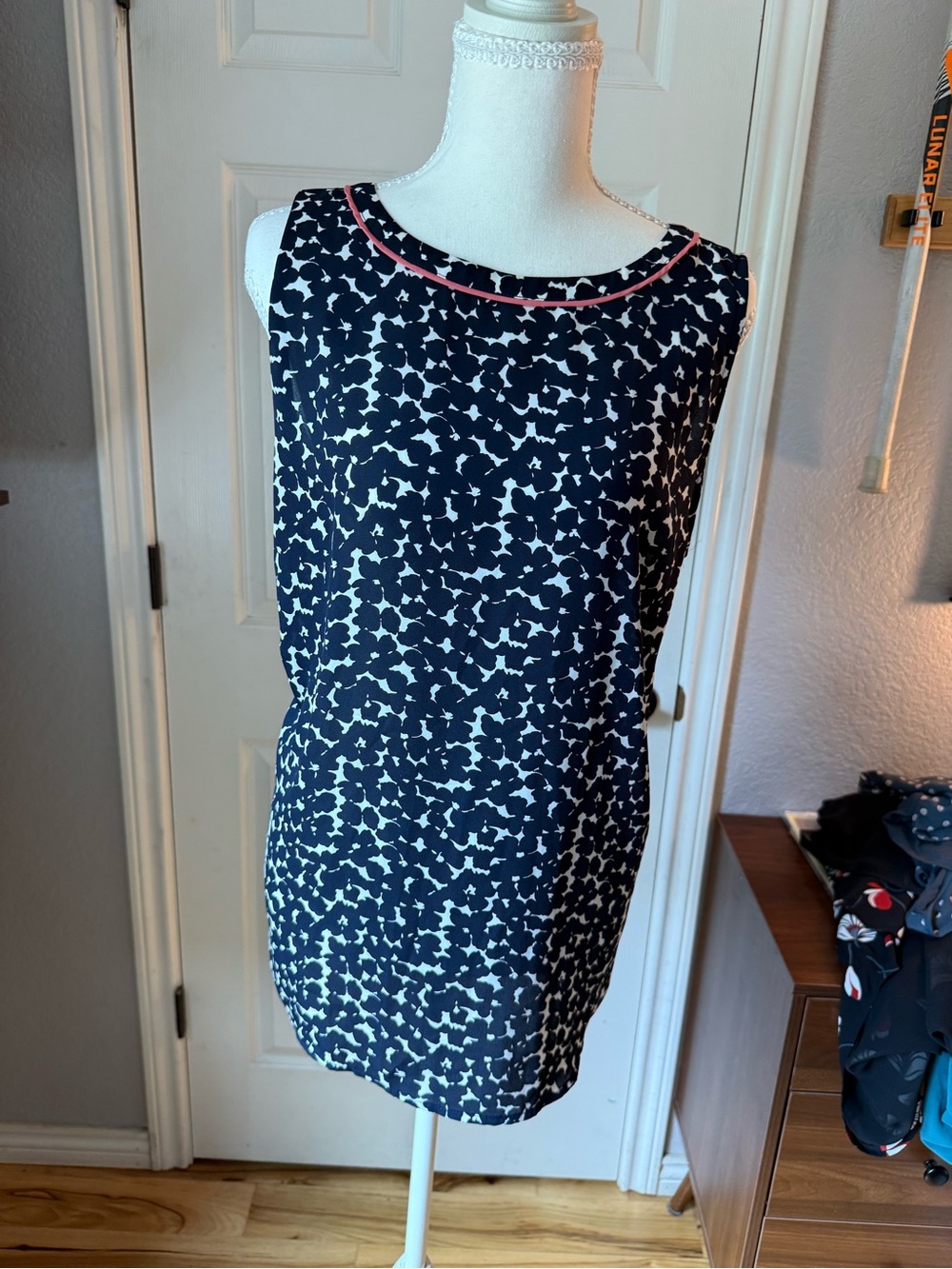 LOFT Navy & White Printed Sleeveless Tank with Pink Trim